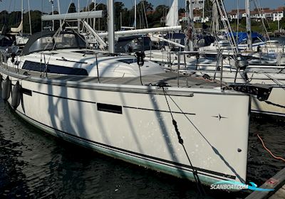 Bavaria 37 Cruiser Segelbåt 2015, med D1-30F motor, Danmark