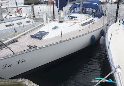 Beneteau First 38s Segelbåt 1983, med Yanmar 3JH4E motor, Frankrike