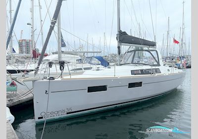 Beneteau Oceanis 35 Segelbåt 2015, med Yanmar motor, England