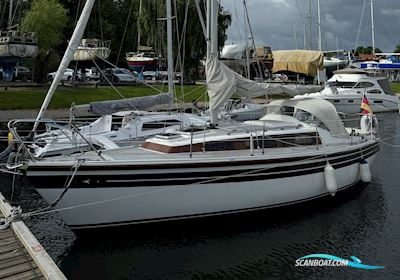 Sirius 31 Segelbåt 1985, med Bukh DV 20 motor, Danmark