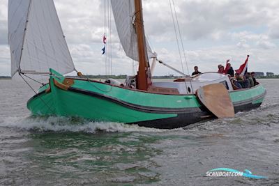 Skutsje Buitenst Vallaat Segelbåt 1908, med Nanni motor, Holland