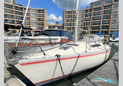 Beneteau First 32 Sejlbåd 1982, med Volvo Penta motor, England