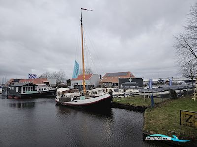 Lemsteraak 13.44 Zeilboten 1909, met Mercedes motor, The Netherlands