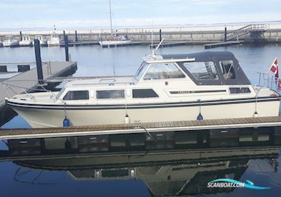 Apollo 32 Med Dobbelt Fenderliste Motor boat 1976, with Ford engine, Denmark