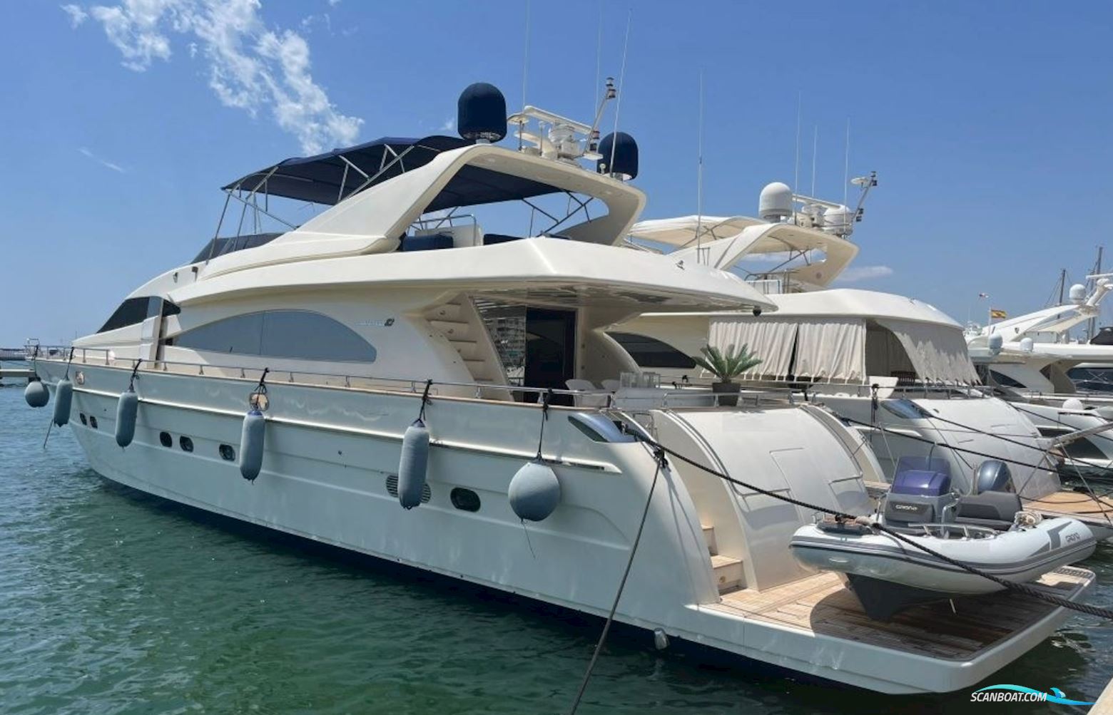 Astondoa 82 Glx Motor boat 2003, with Mtu 12V200M91 engine, Spain