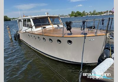 Backdecker 9.4 Motor boat 2009, with Audi engine, Germany