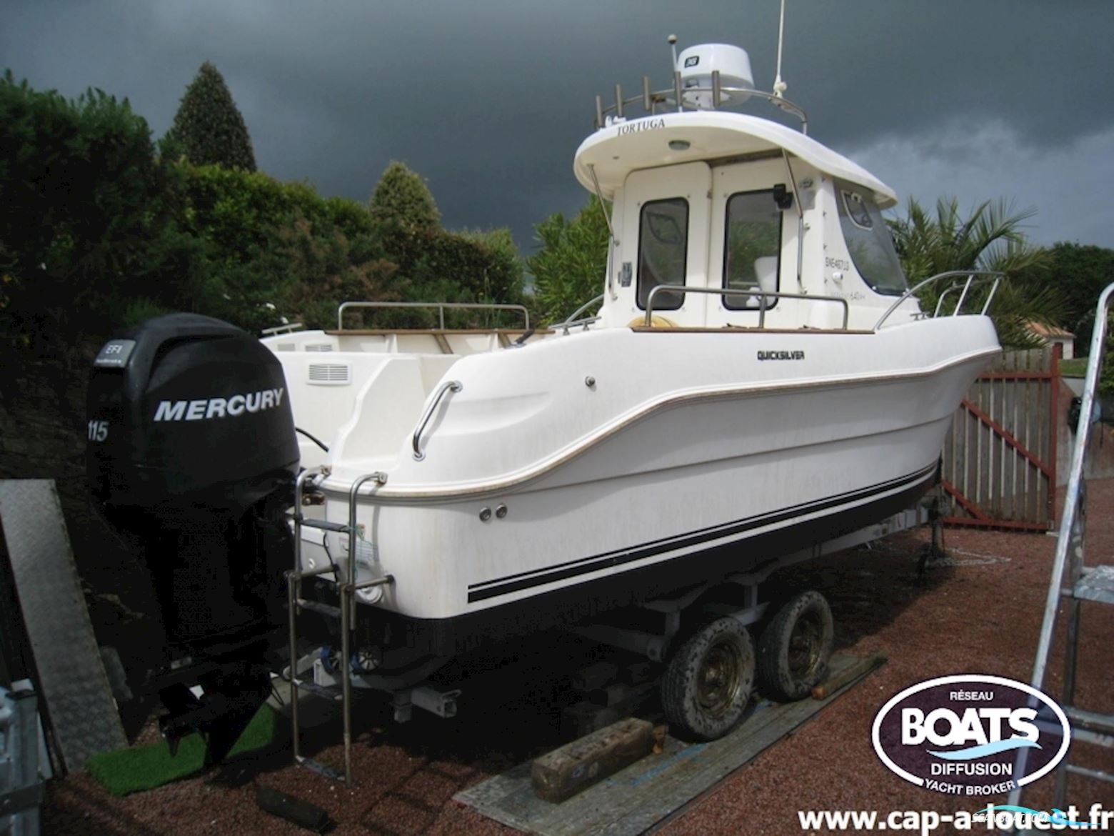 Brunswick Quicksilver 640 Pilothouse Motor boat 2011, with Mercury engine, France