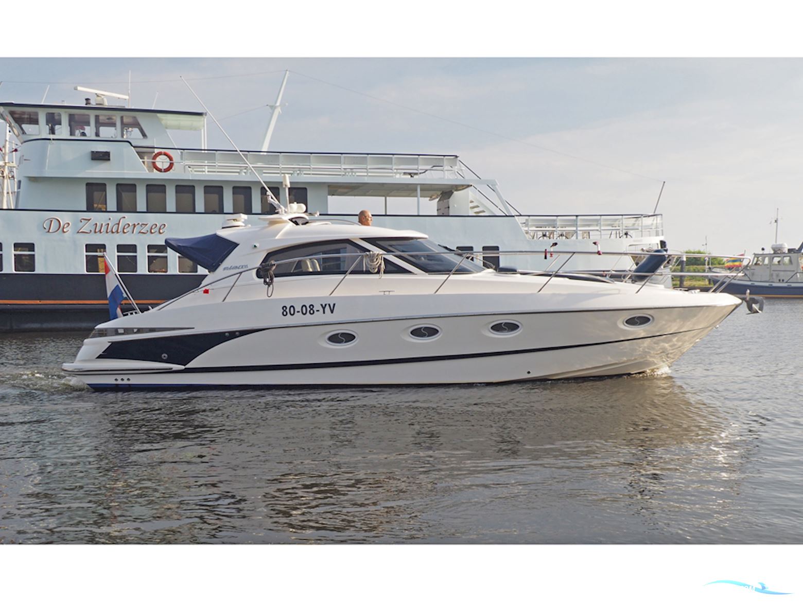 Elan Power E-35 HT Motor boat 2006, with Volvo Penta D4-260 engine, The Netherlands