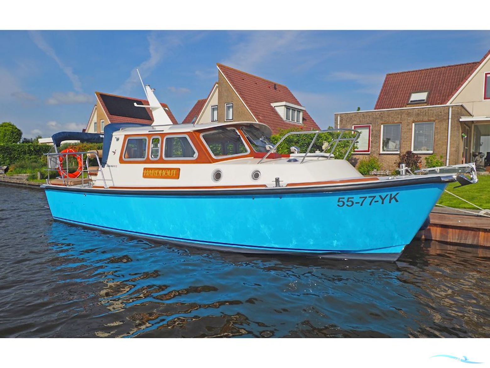 Kolibri Pilot 27 Motor boat 2006, with Steyr M256 H45 engine, The Netherlands