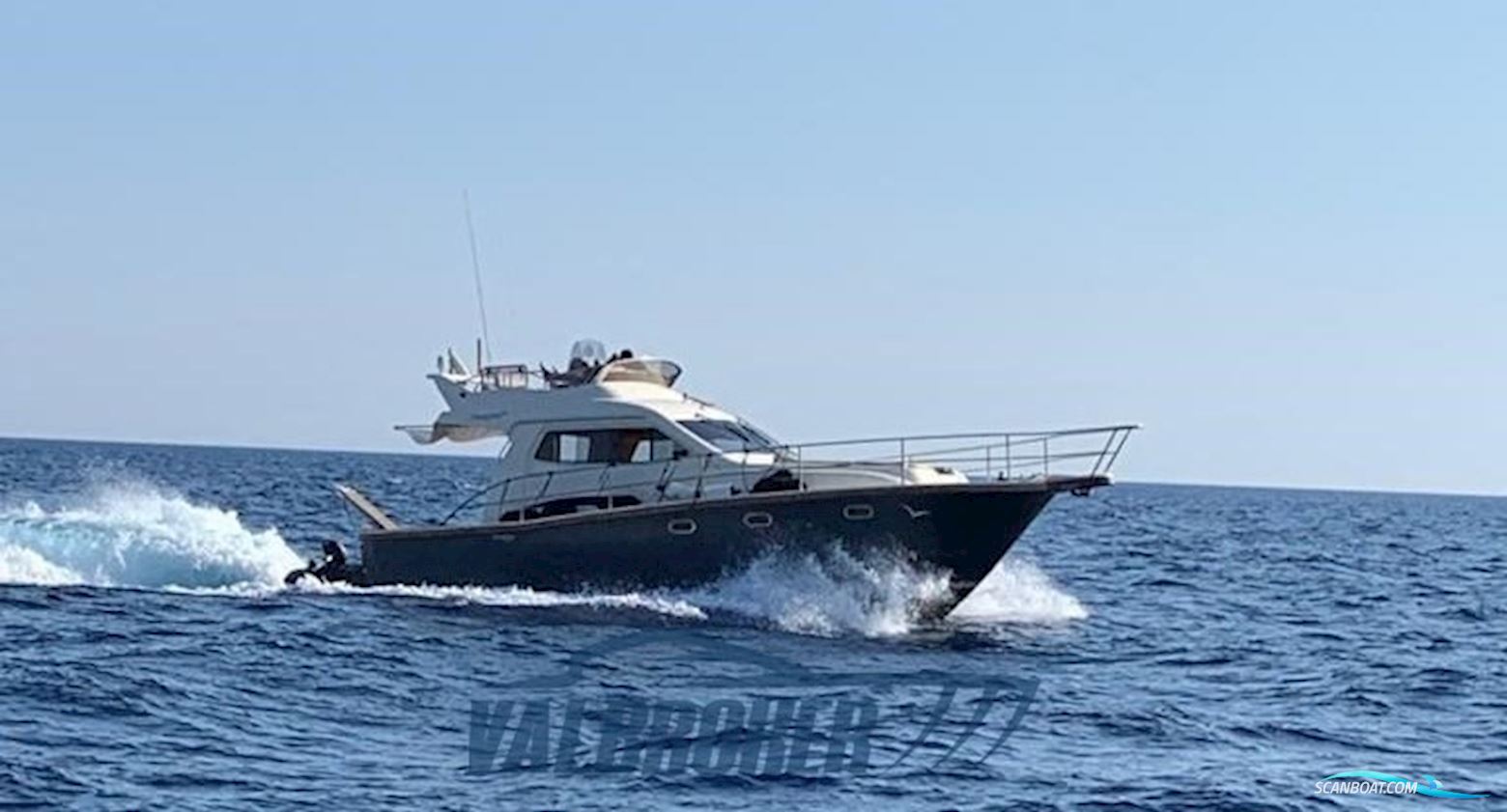 Portofino Marine 37 Fly Motor boat 2011, with Ftp Industrial NG Dent M 37 engine, Italy