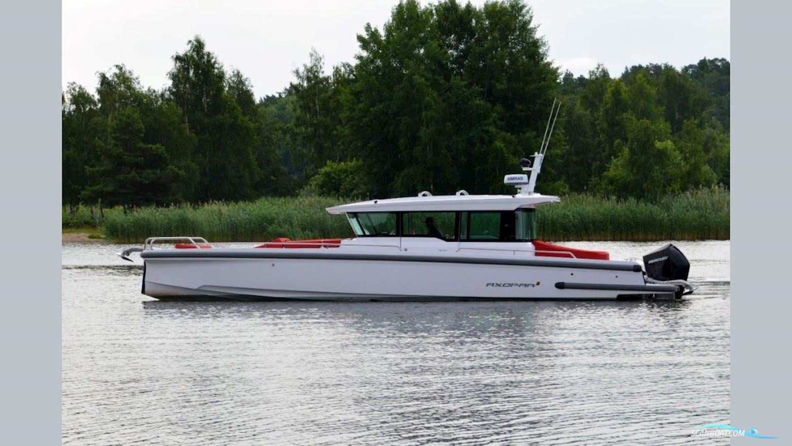 AXOPAR 37 XC Cross Cabin Motorbåd 2021, med Mercury motor, Sverige
