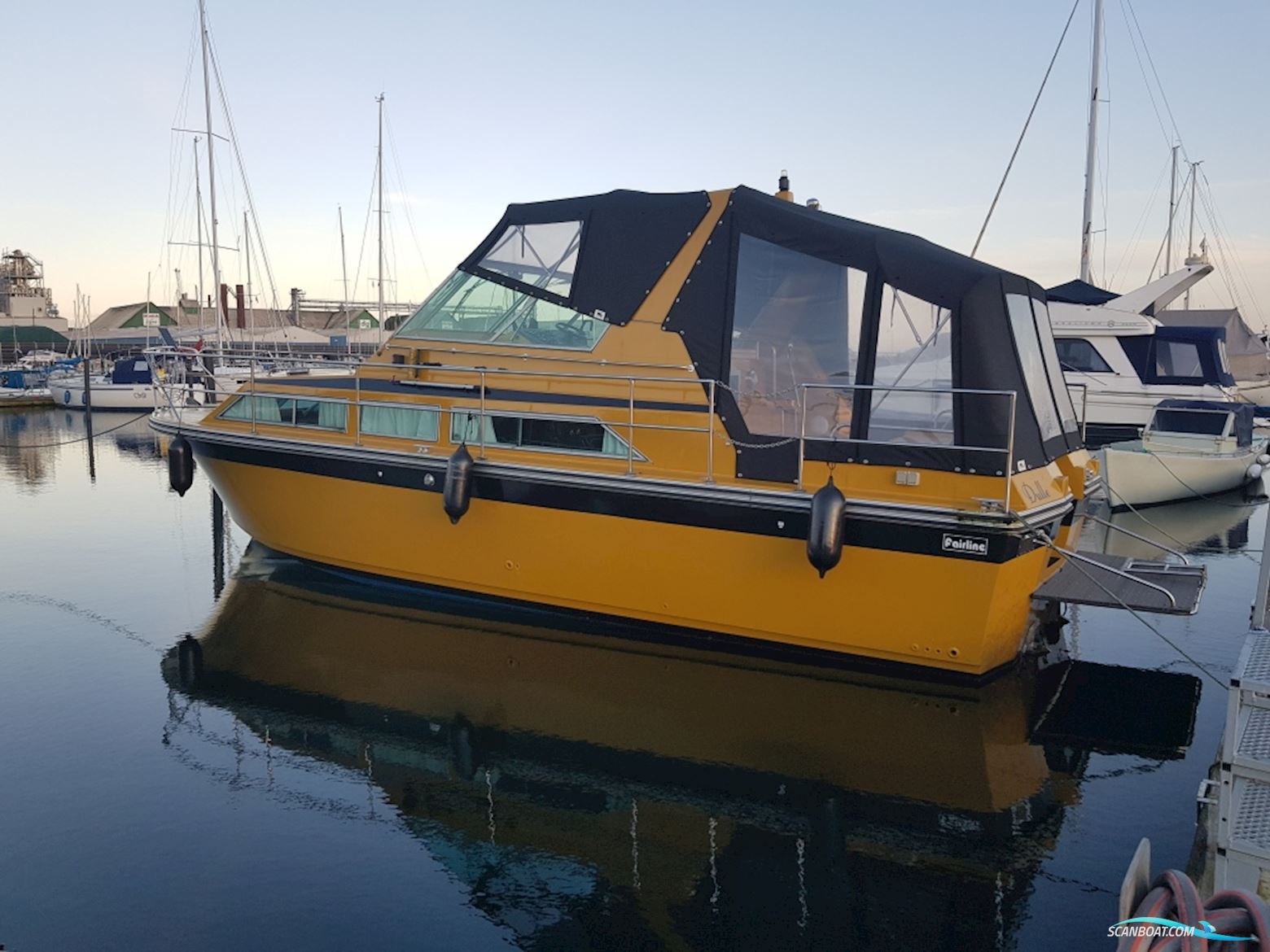 Fairline 32 Phantom Motorbåd 1980, med Volvo Penta AQAD 32 motor, Danmark