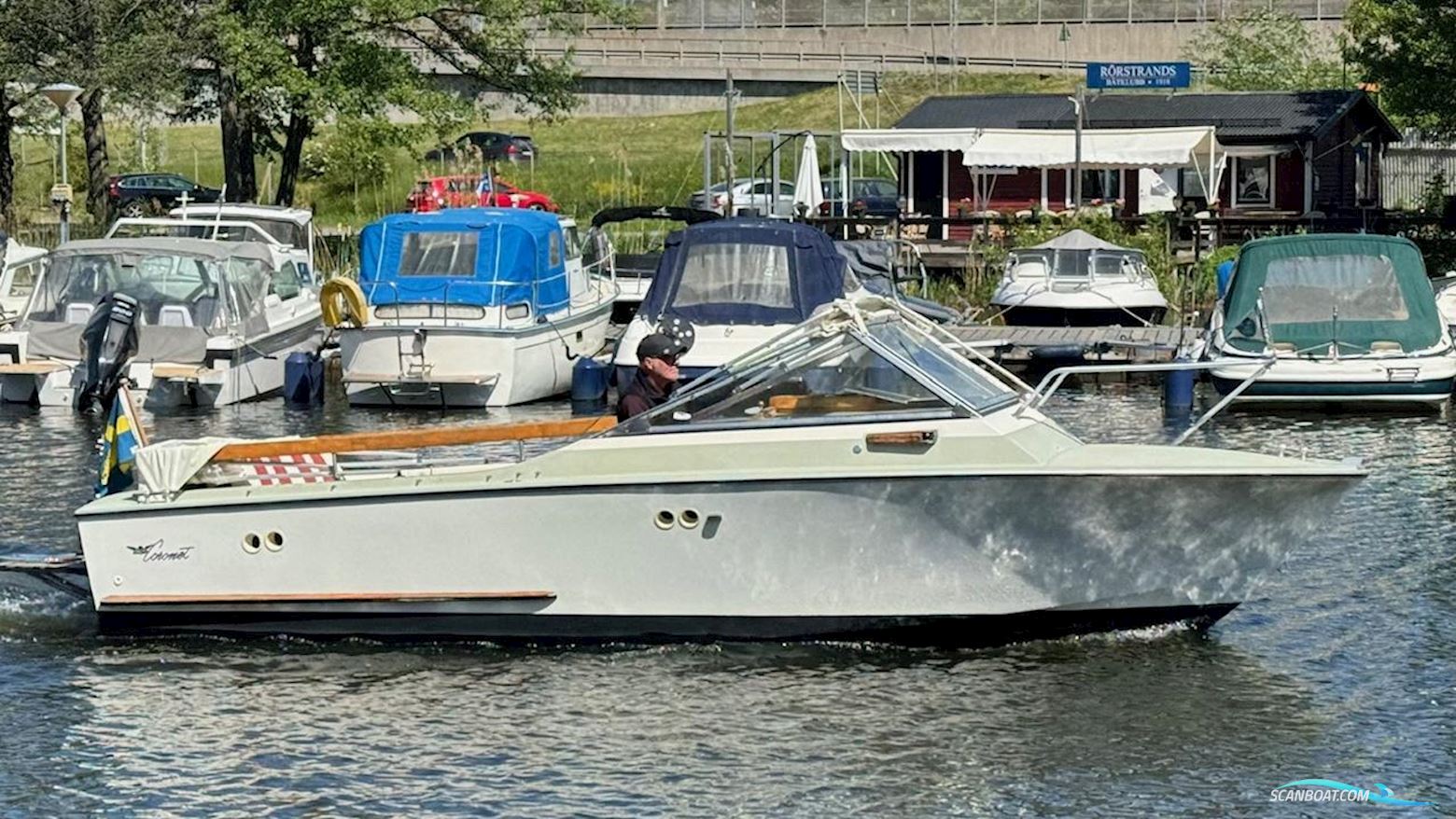 Coronet 21 Daycruiser Motorbåt 1976, med Volvo Penta motor, Sverige