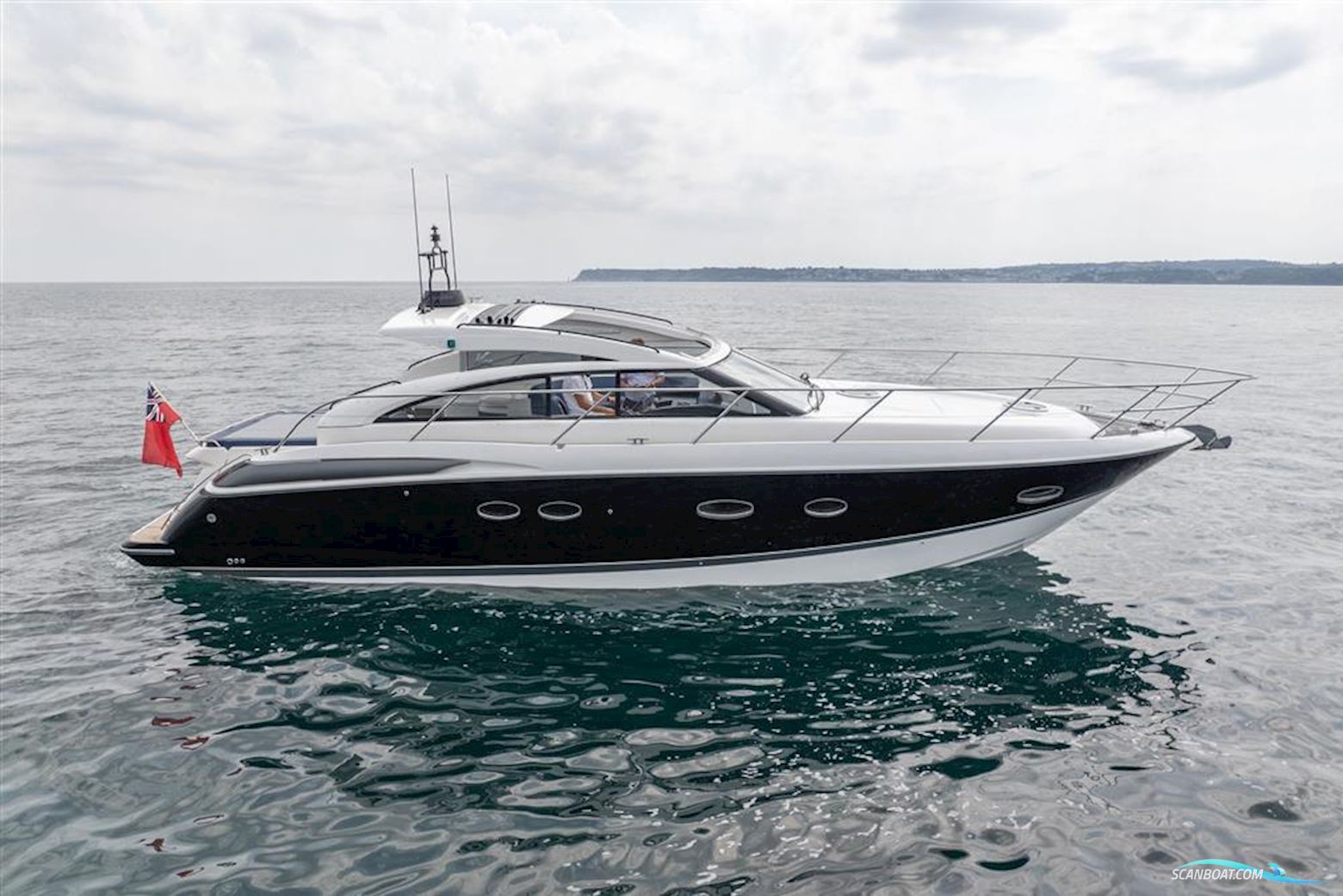 Princess Yachts V42 Motorbåt 2009, med 2 x Volvo D6-370 motor, England