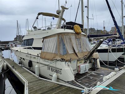 Acm Dynasty 43 Motorboat 2001, with Twin Volvo Tamd 63P 2 x 370hp engine, France