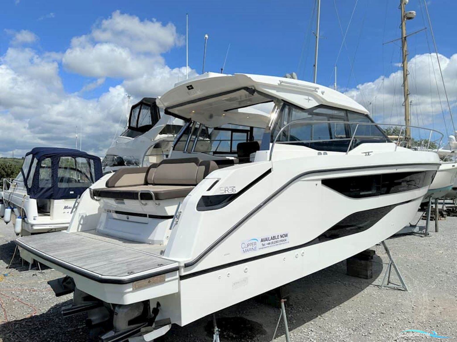 Bavaria SR36 HT Motorboat 2023, with Volvo Penta engine, United Kingdom