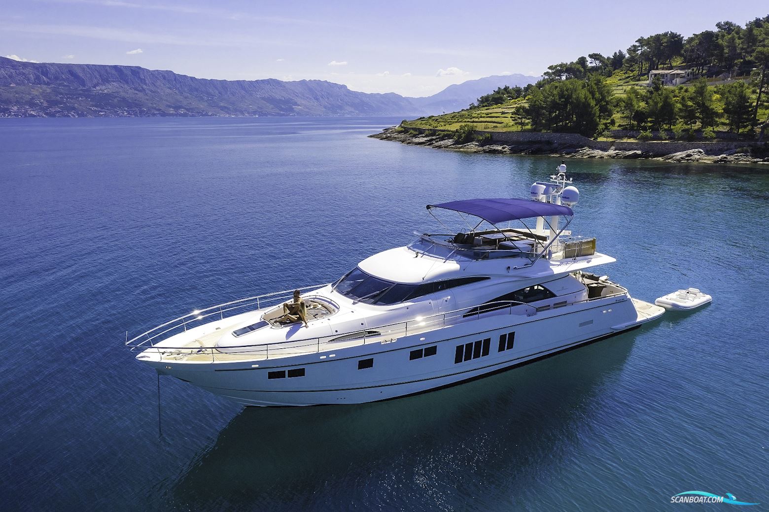 Fairline Squadron 78 Custom Motorboat 2013, with Caterpillar C32-1622 engine, Croatia