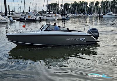 Finnmaster Husky R7 Motorboat 2016, with Yamaha F200 engine, Germany