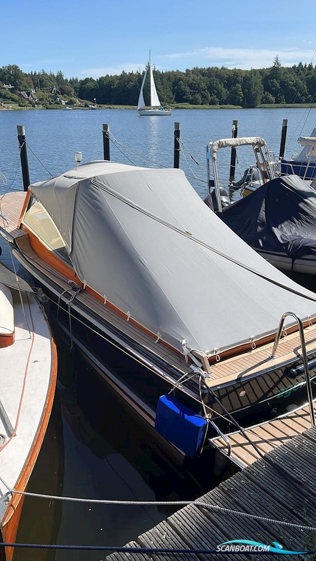 Kiel Classic 23 Motorboat 2005, with Volvo Penta D3 engine, Germany