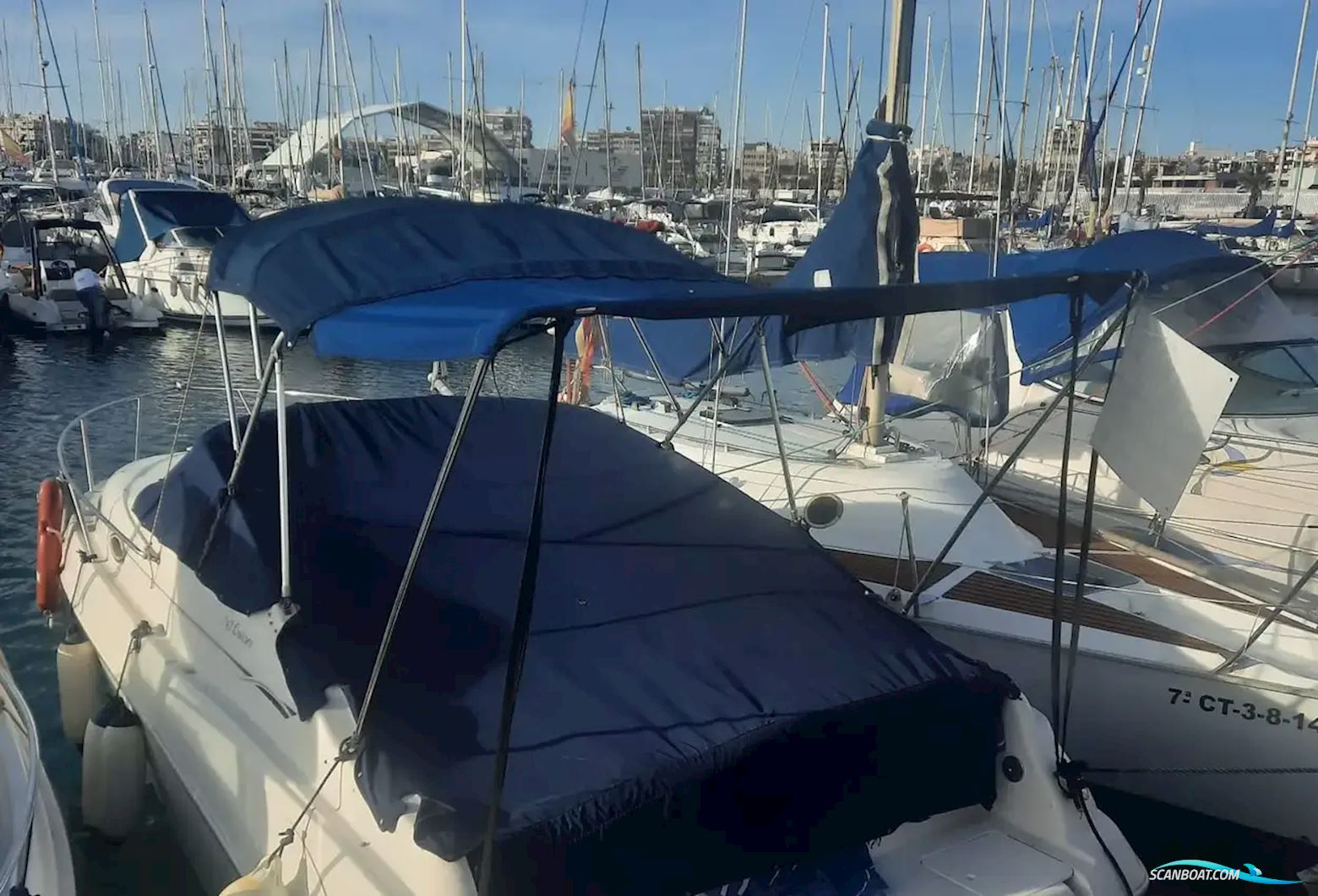 Monterey 242 Cruiser Motorboat 2002, with Mercruiser engine, Spain