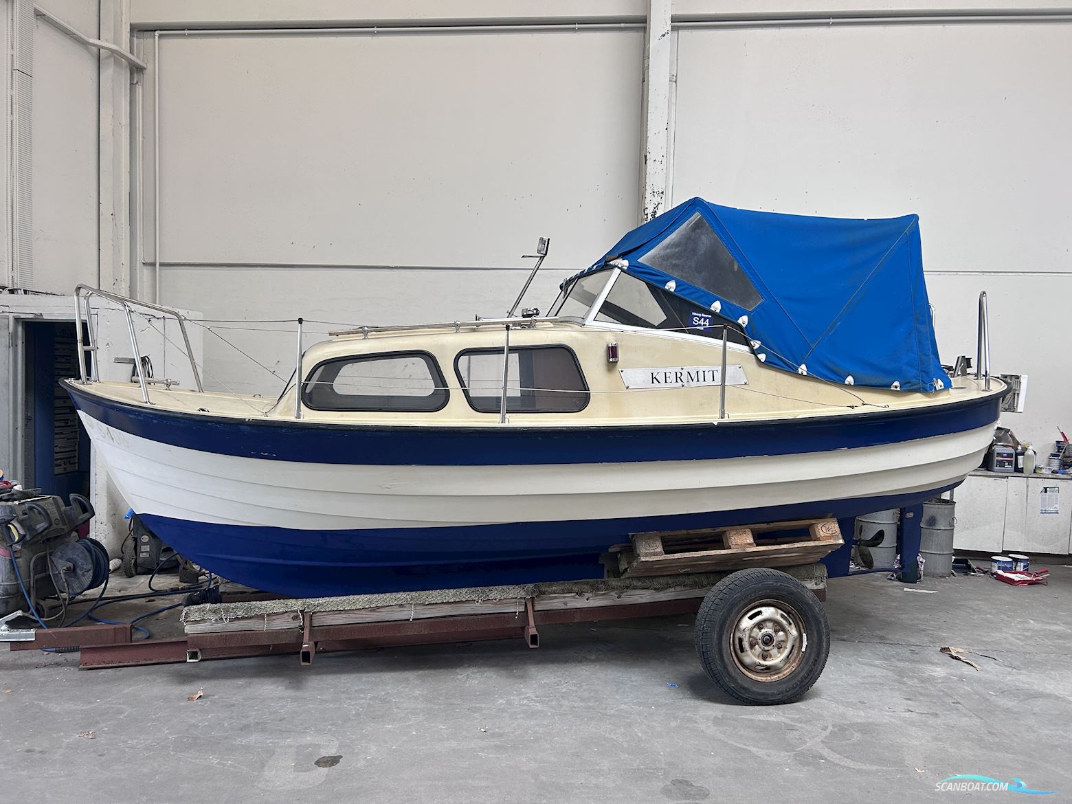 Snekke Motorboat 0, with Kmf engine, Denmark