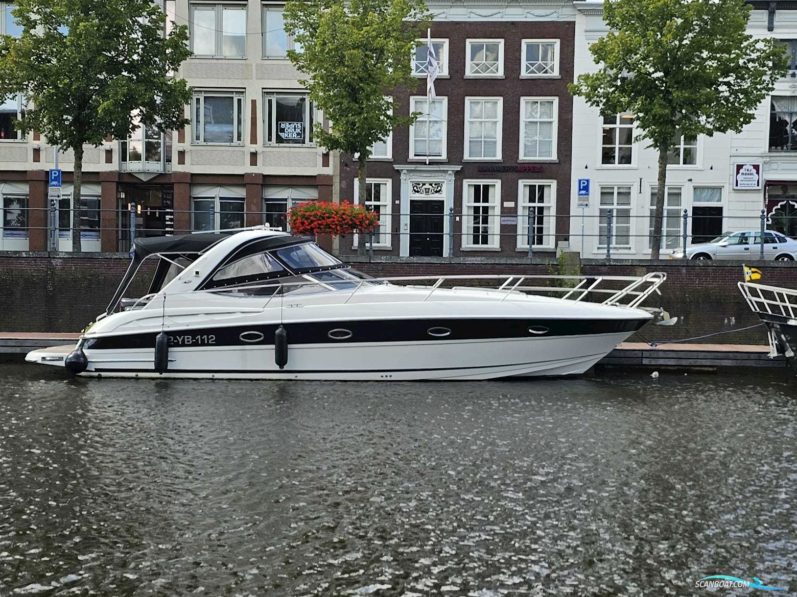 Bavaria 37 Sport Cuiser Motorboot 2005, mit Volvo Penta motor, Niederlande