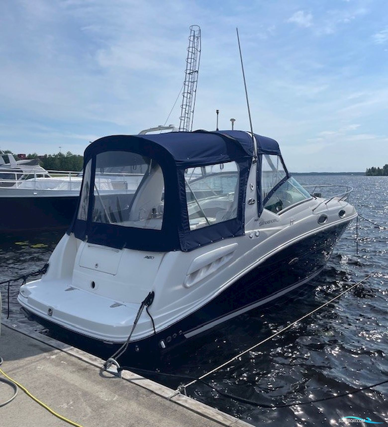 Searay Sundancer 260 Motorboot 2006, mit Mercruiser  350 motor, Sweden