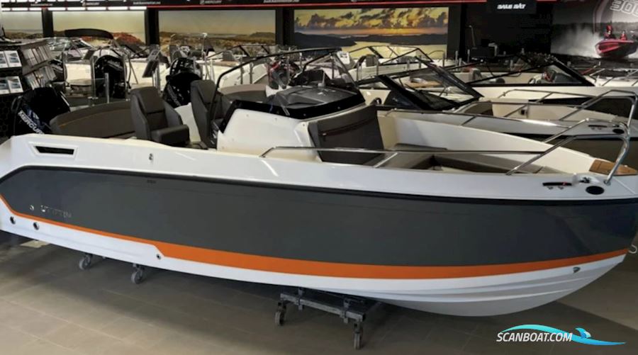 Uttern S65 Motorboot 2020, mit Mercury motor, Sweden