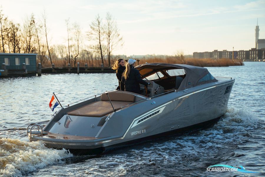 Lifestyle 818 Super Tender Med 80HK Motorboten 2024, met Mitsubishi Craftsman motor, Denemarken