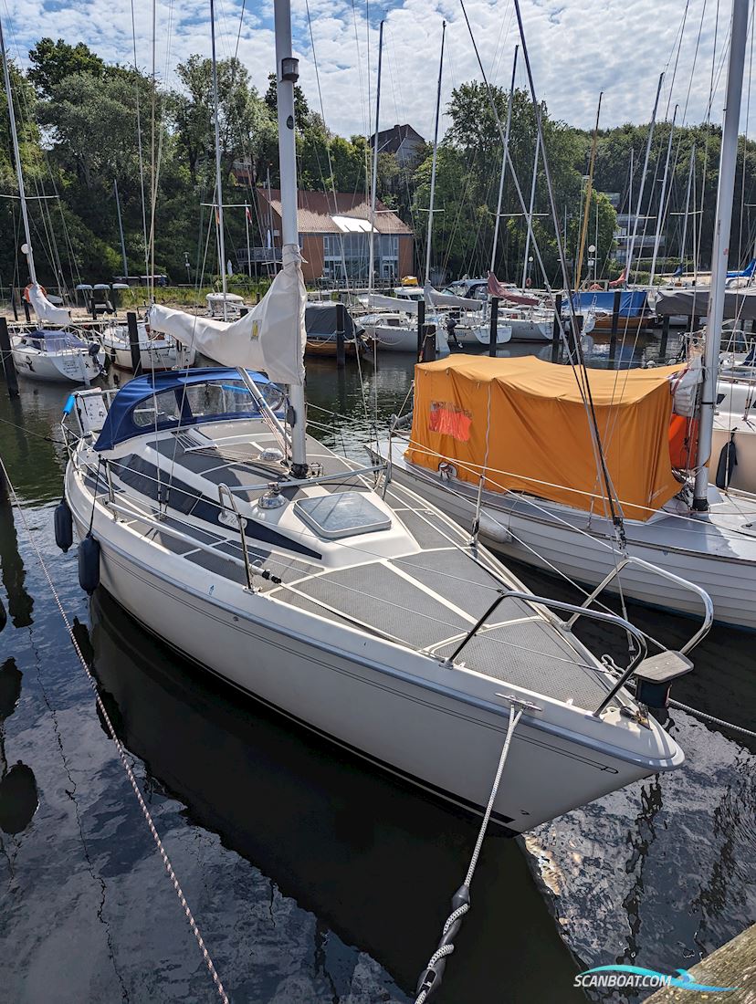 Maxi Fenix Sailing boat 1983, with Volvo Penta MD2010 engine, Germany