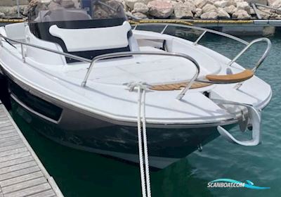 Sessa Key Largo 27 IB Sportboten 2022, met 1 x 300 HP / 221 kW motor, Spain