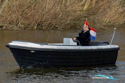 Clever 48 Motorboot 2024, Niederlande