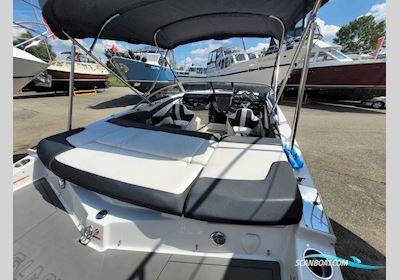 Glastron GT 229 Motorboot 2016, mit Mercruiser motor, Niederlande