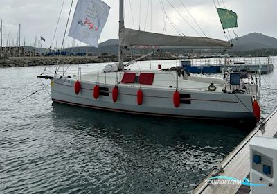 Azuree 33 Sailingboat 2013, with Volvo Penta D3 engine, Italy