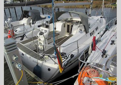 Bavaria Cruiser 32 Segelboot 2011, mit Volvo Penta D1-20 motor, Deutschland